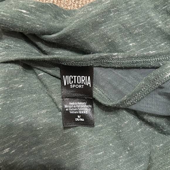 Victoria- tank top - Picture 3 of 3